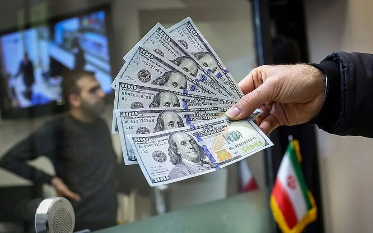 نرخ ارز، دلار، سکه، طلا و یورو دوشنبه اول اسفند ۱۴۰۱