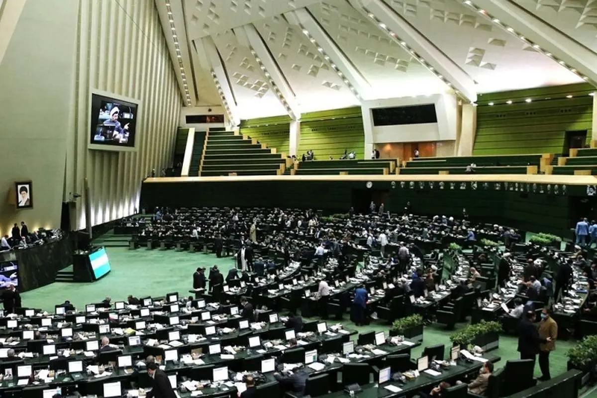 جزئیات نشست غیرعلنی مجلس درباره نوسانات ارز
