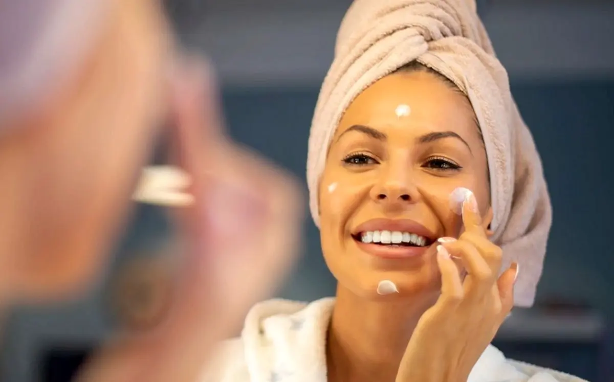 چطور صورتمان را سفید کنیم؟ روش‌های طبیعی برای روشن کردن پوست صورت
