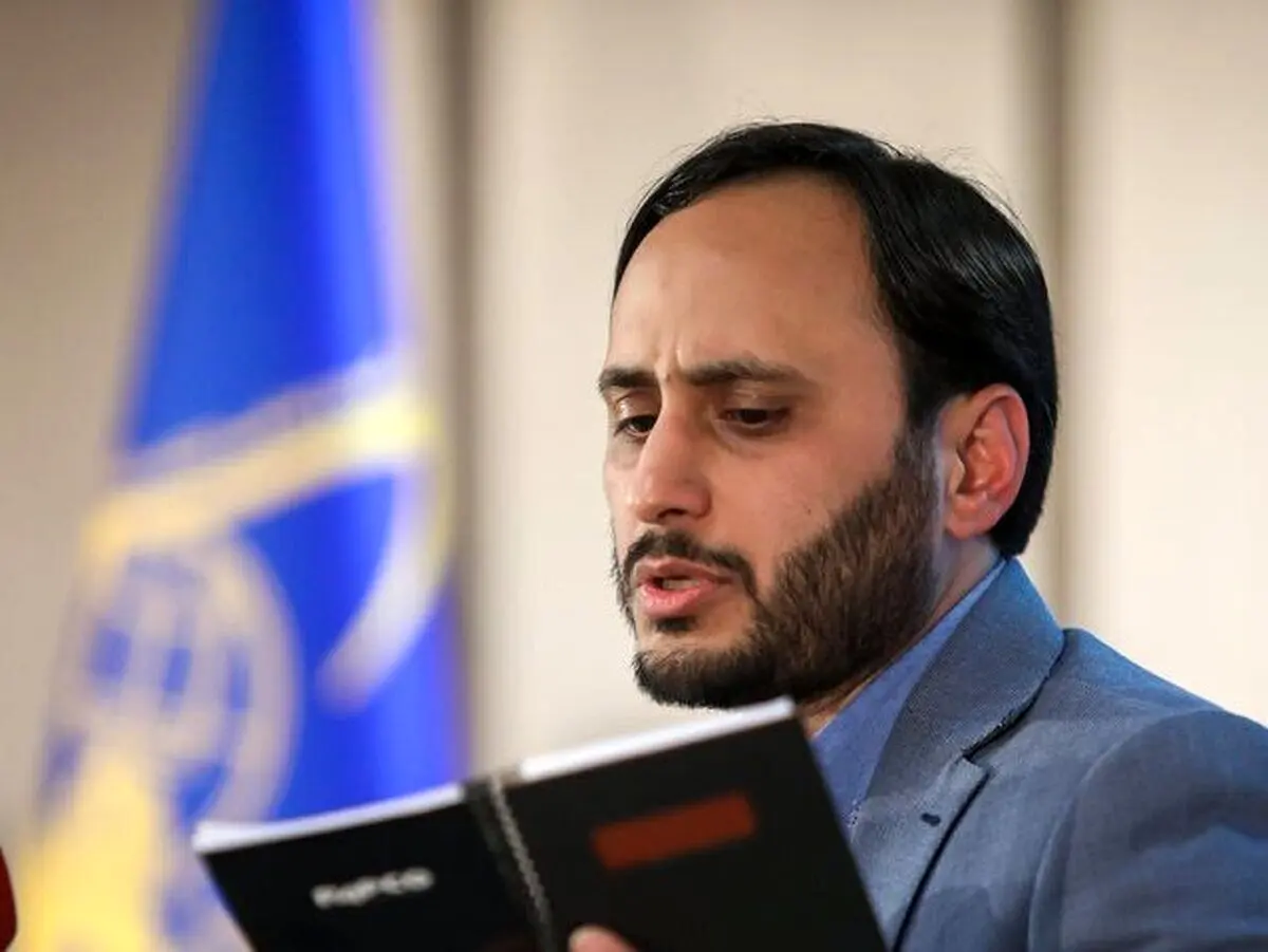 خرید و فروش خارج از مرکز مبادله و کارگزاری‌های رسمی در حکم قاچاق است