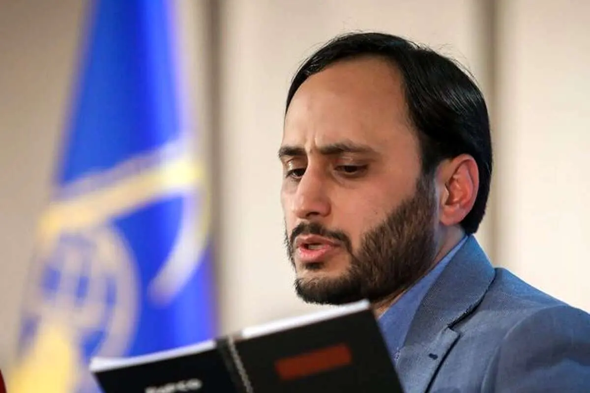 خرید و فروش خارج از مرکز مبادله و کارگزاریهای رسمی در حکم قاچاق است