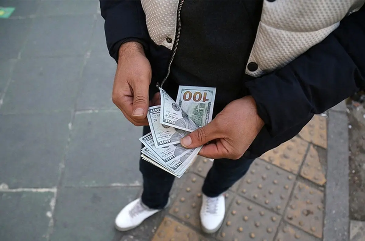 نرخ ارز، دلار، سکه، طلا و یورو چهارشنبه سه اسفند ۱۴۰۱