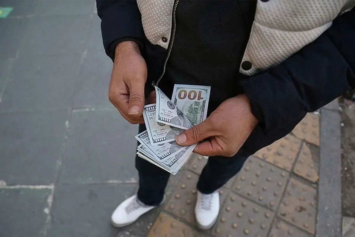نرخ ارز، دلار، سکه، طلا و یورو چهارشنبه سه اسفند ۱۴۰۱