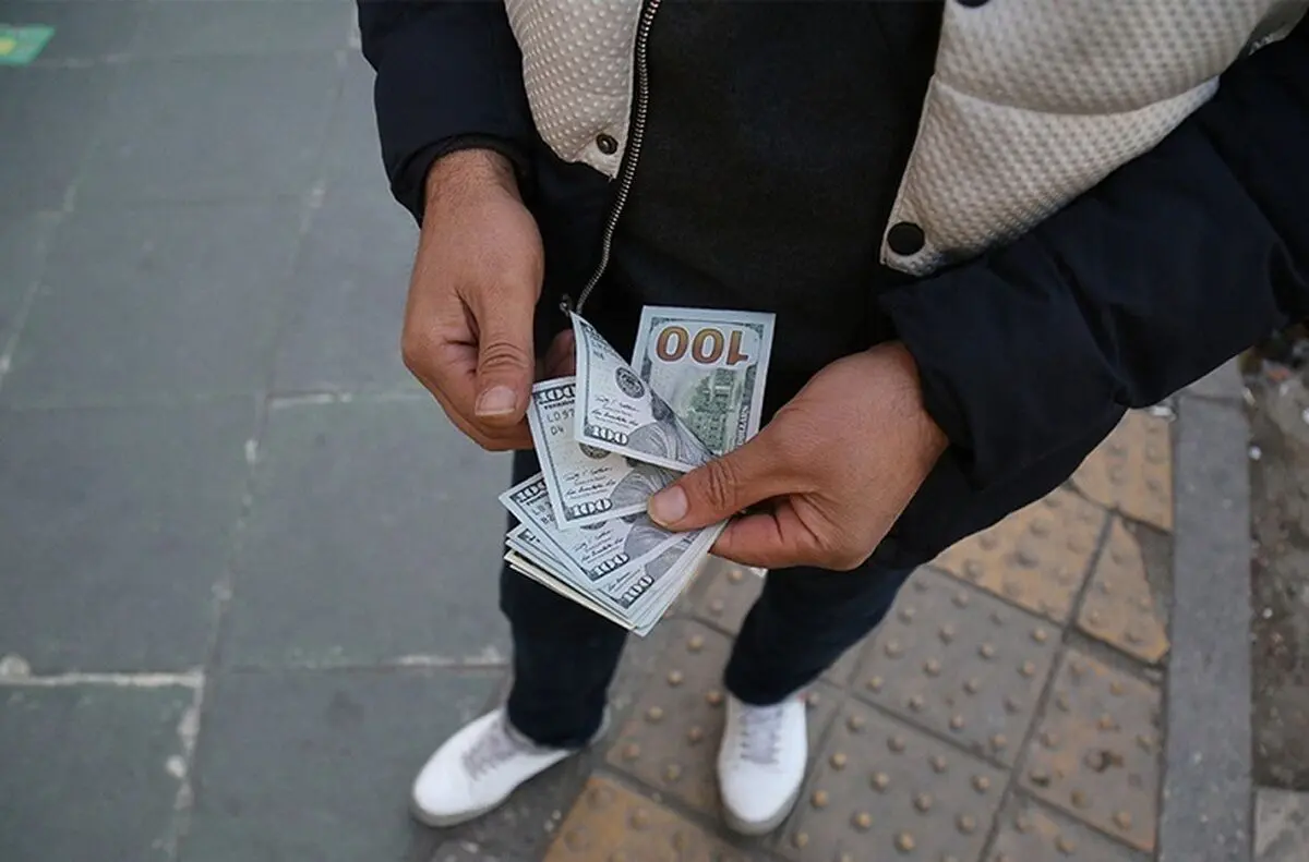 نرخ ارز، دلار، سکه، طلا و یورو چهارشنبه سه اسفند ۱۴۰۱