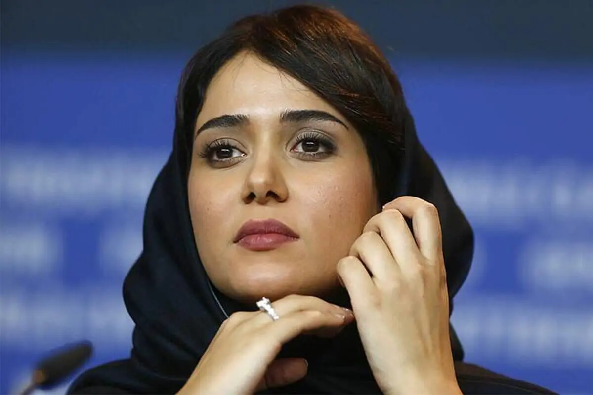 مهران رجبی صدای پریناز ایزدیار را هم درآورد