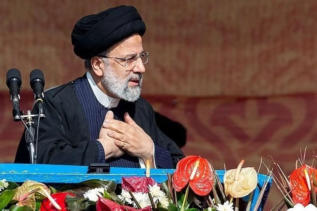 رییسی: کارنامه سپاه درخشان و افتخار آمیز است