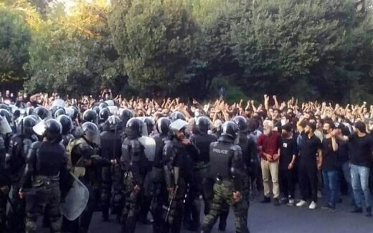 یک جامعه‌شناس: «طوفان دیگری» در راه است!