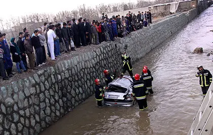 عکس> سانحه دلخراش امروز در بزرگراه آل احمد