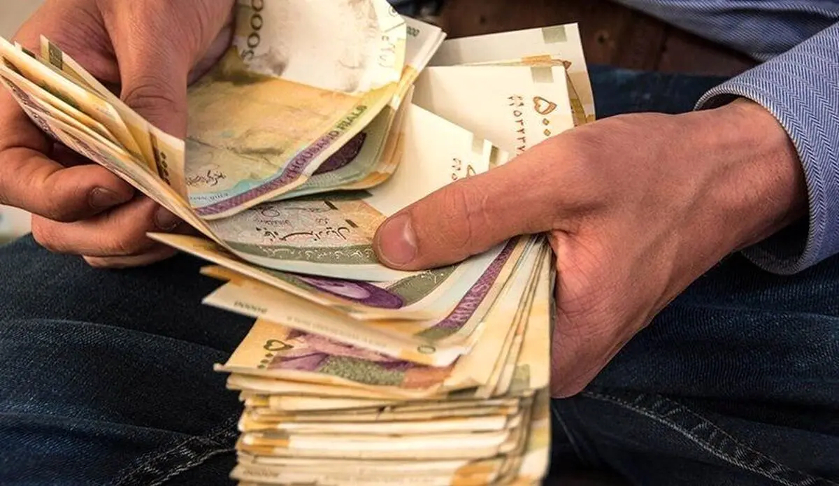 پیش‌بینی یک کارشناس درباره رقم احتمالی حقوق کارگران/ چراغ سبز دولت به افزایش ۴۰ درصدی حداقل دستمزد؟