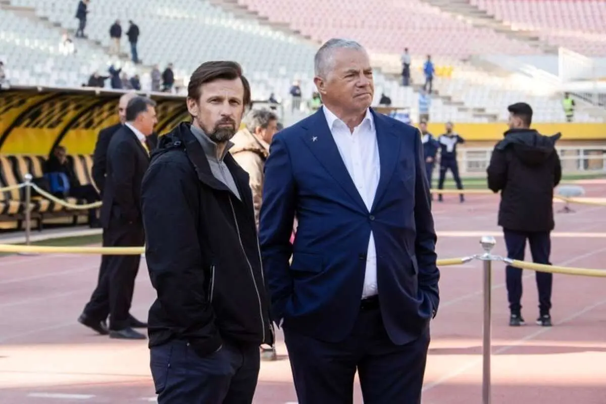 نام پرسپولیس در نشست خبری سرمربی زنیت