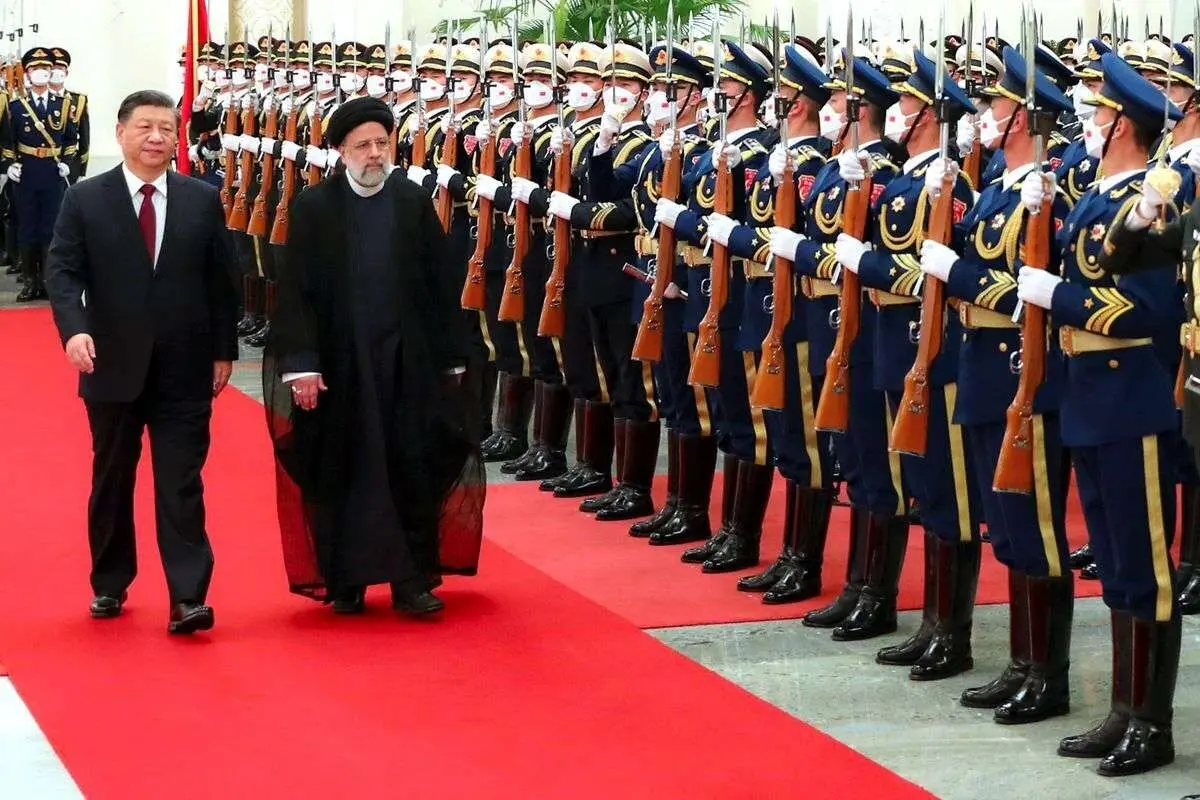 روزنامه دولت، سفر رئیسی به چین را به آشوبها هم ربط داد