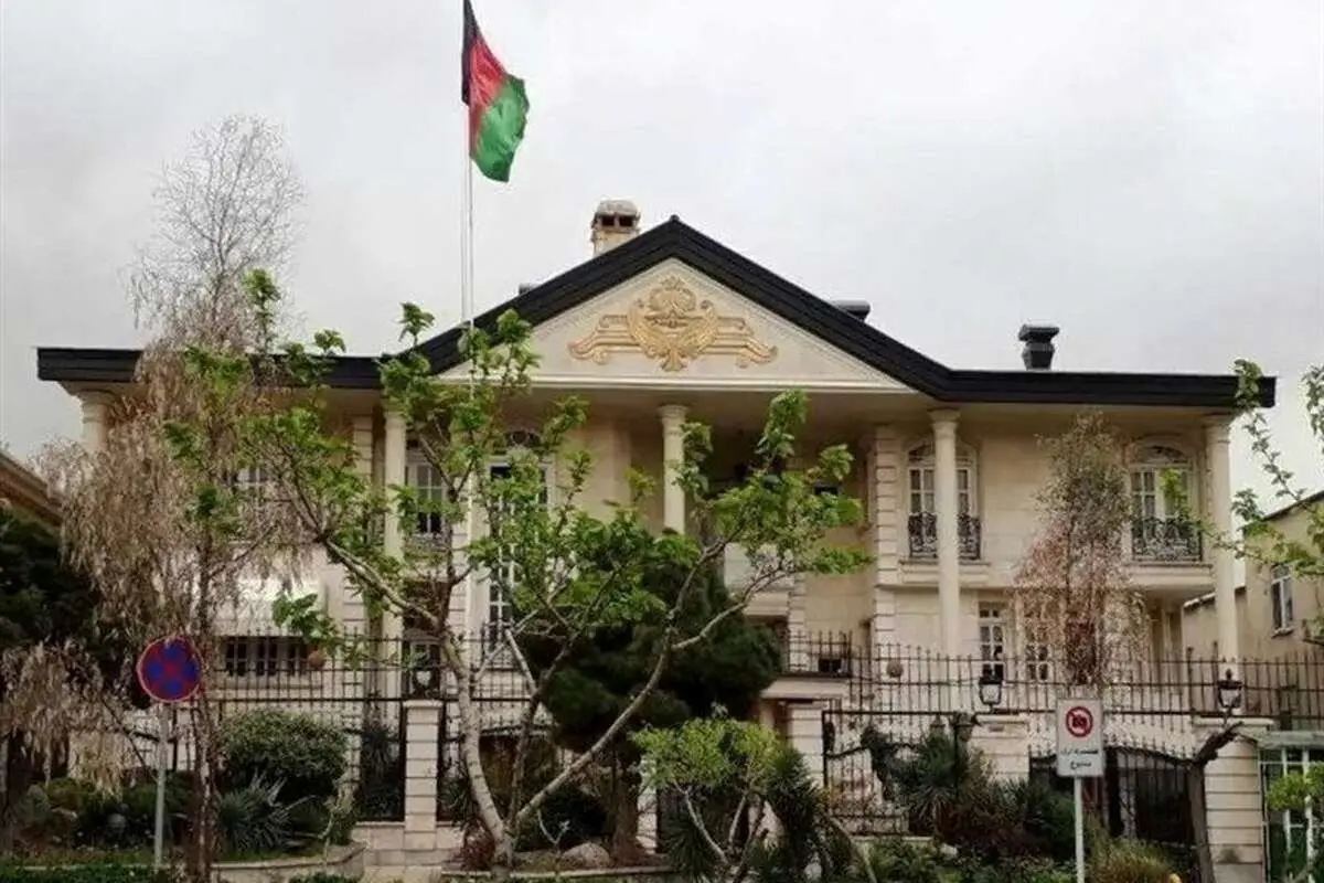 ایران سفارت افغانستان را تحویل طالبان داد؟