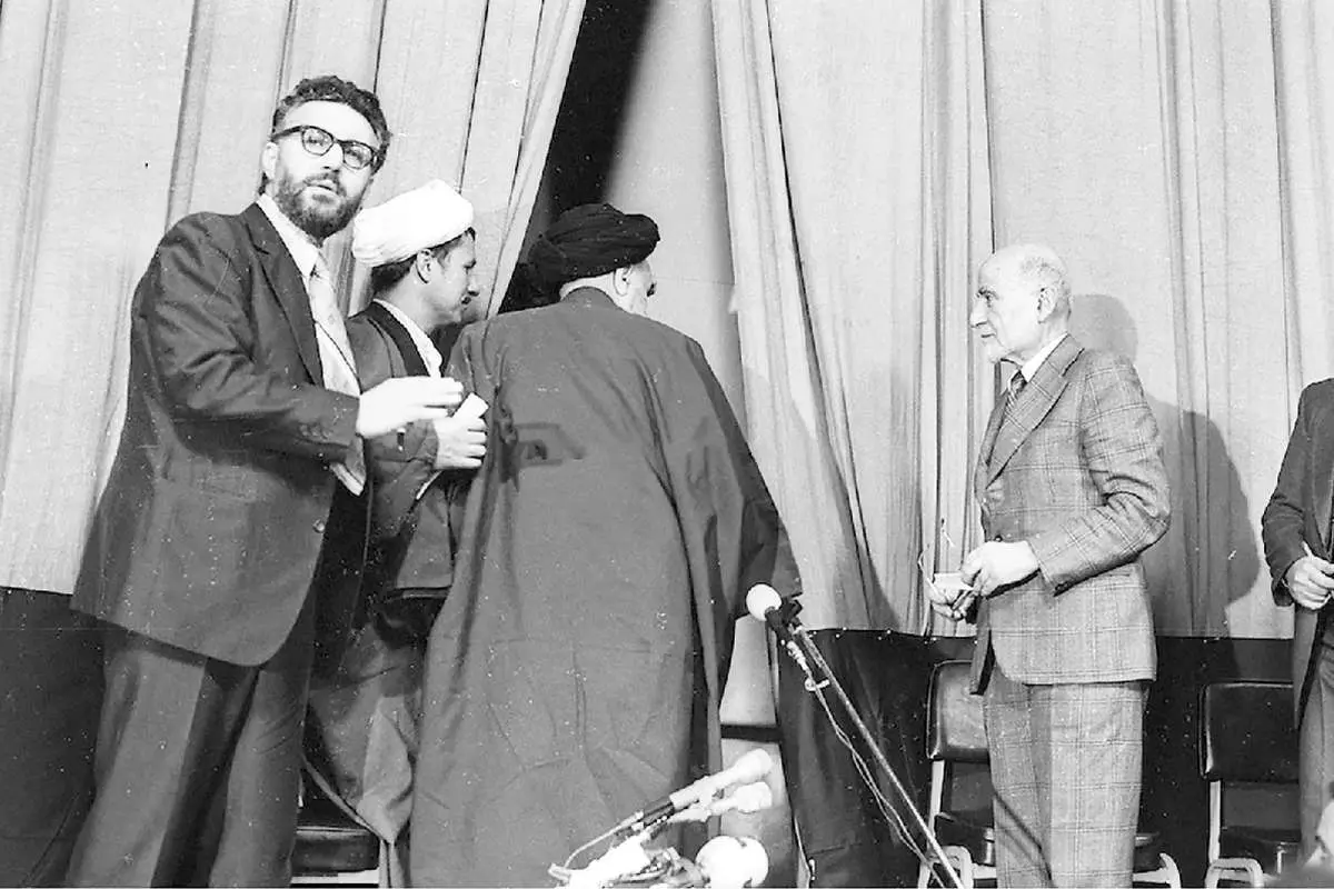 مهدی بازرگان؛ قربانی میانه‌روی