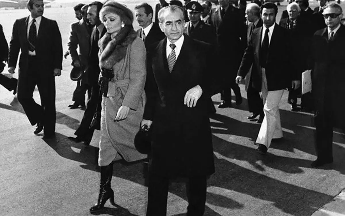 تحلیل وزیر حکومت پهلوی درباره دلایل سقوط رژیم شاه