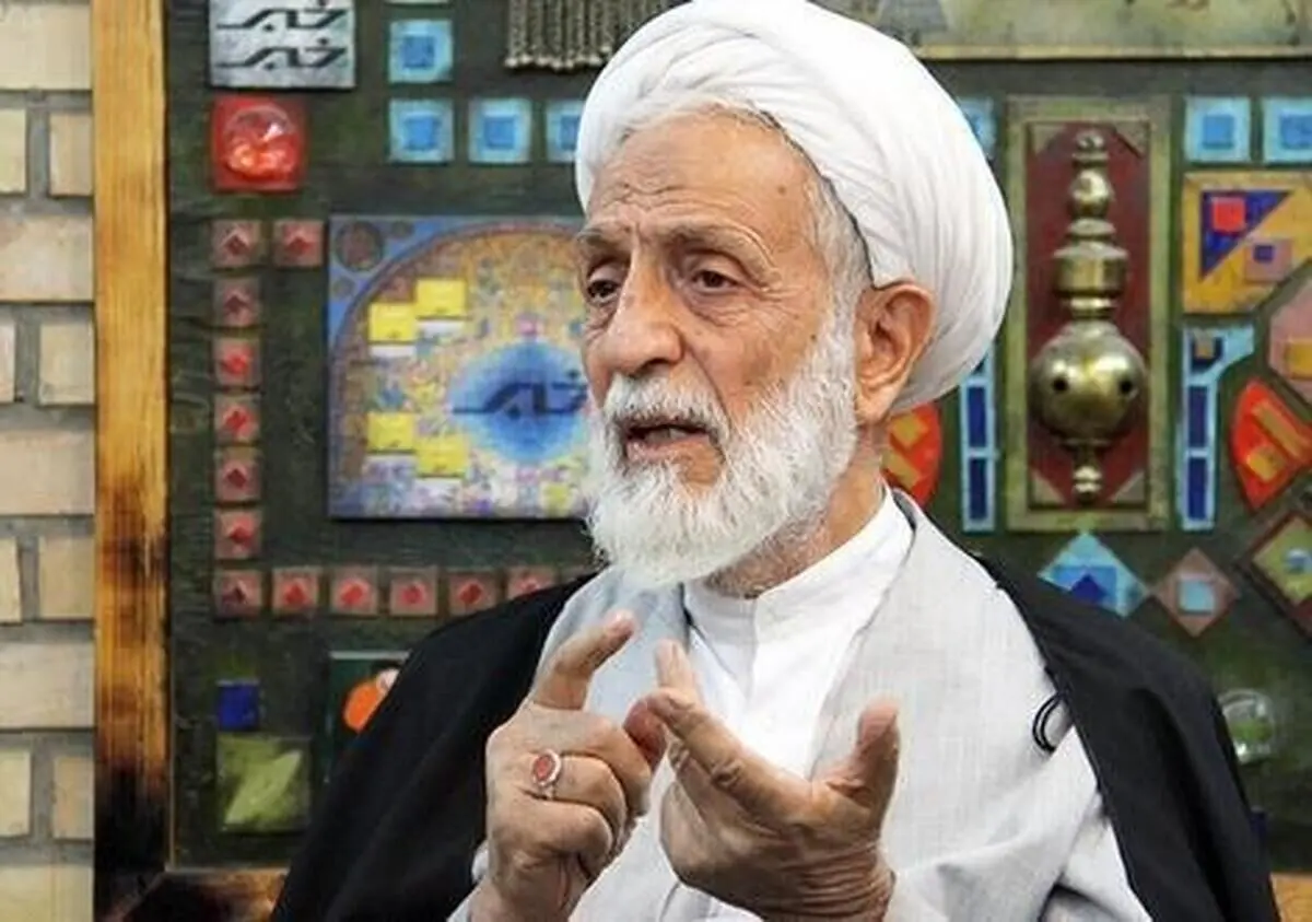 امام جمعه اصفهان: مسمومیت دختران؛ شبیه «اسیدپاشی‌ها» نیست