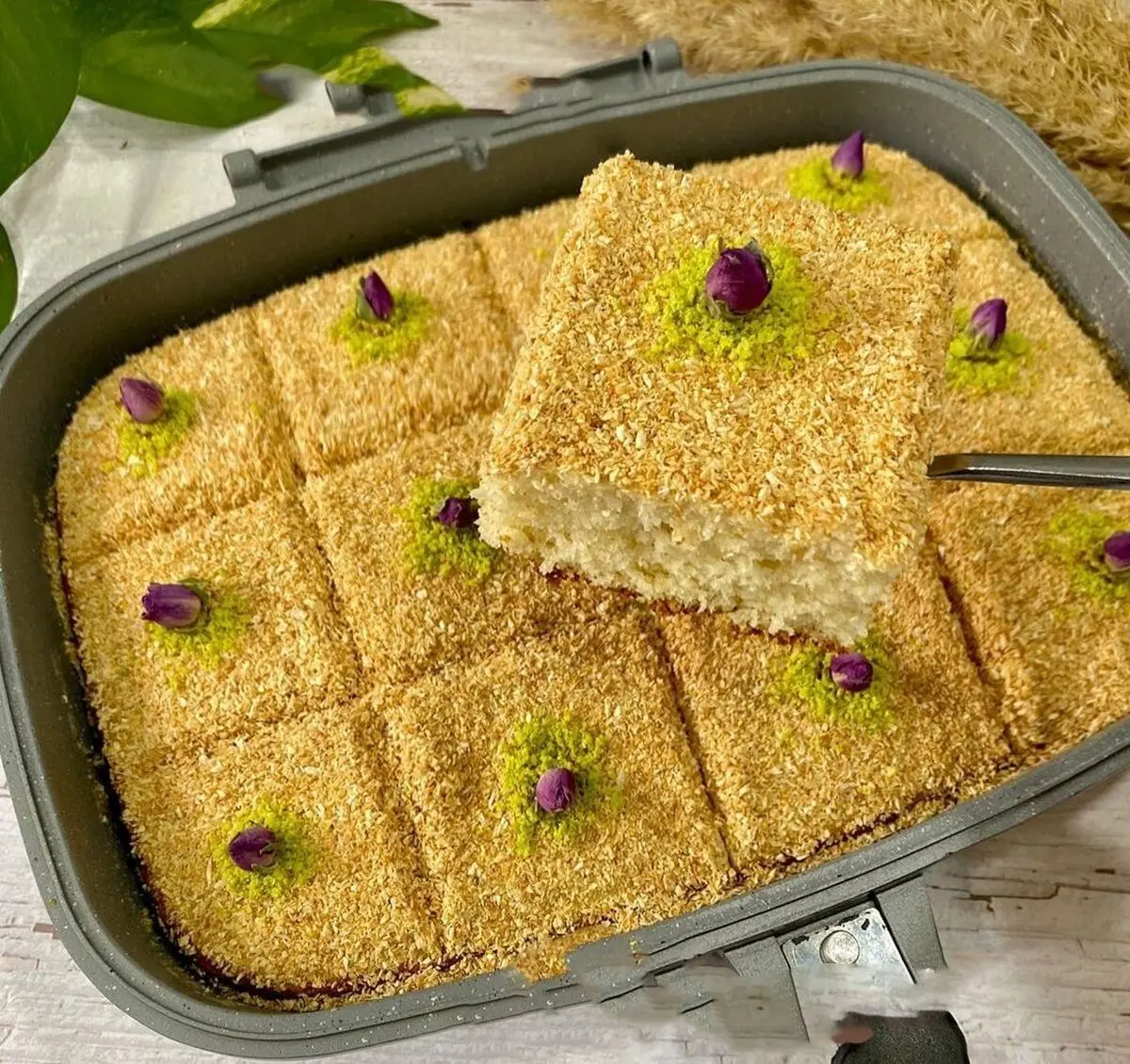 فوت و فن پخت کیک شنی؛ یک کیک فوق‌العاده با طعم عالی