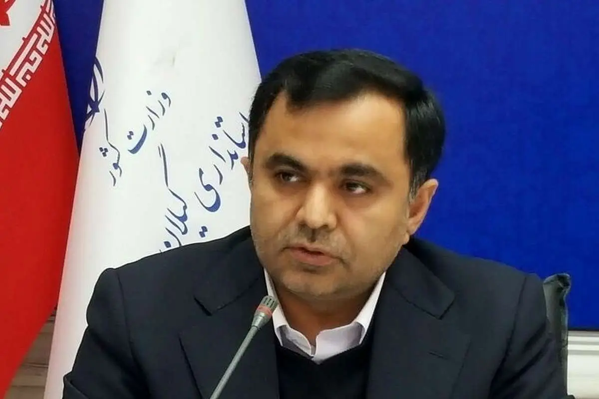 سخنگوی کمیسیون اقتصادی مجلس: گرداننده کانالهای تلگرامی دلار، ایرانی نیستند