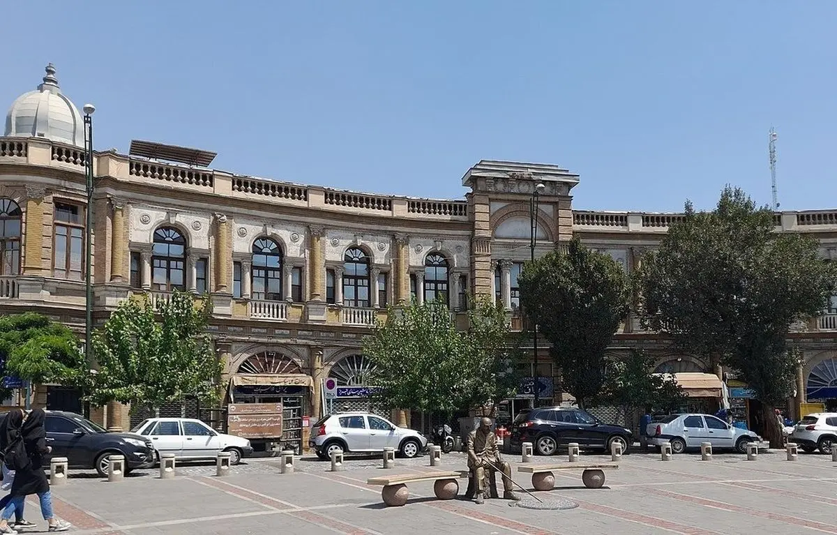 (عکس) ویژگی جالب این میدان ۹۲ ساله در تهران