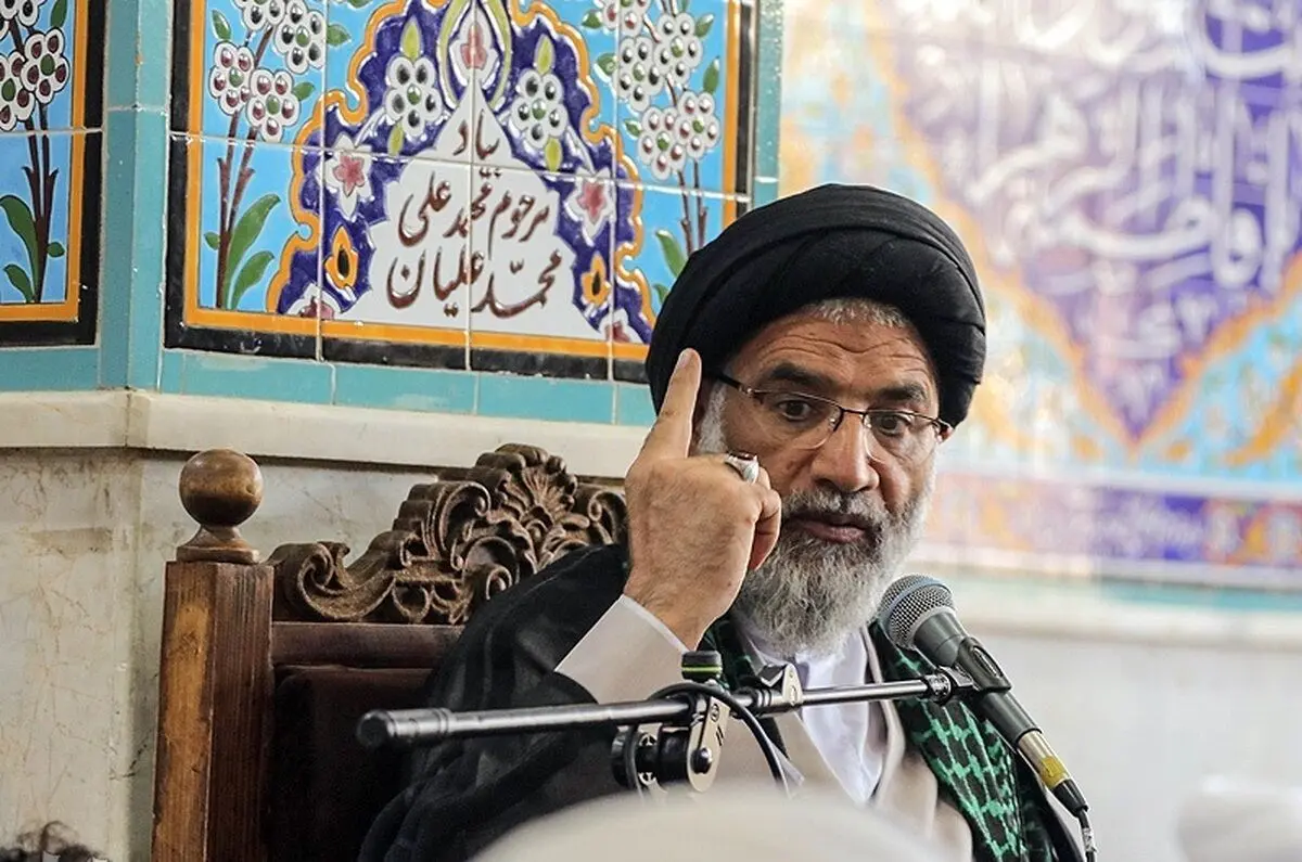 امام جمعه اهواز: مردم تحت فشار اقتصادی «بی‌سابقه‌اند»/ تروریست‌های اقتصادی را «اعدام» کنید