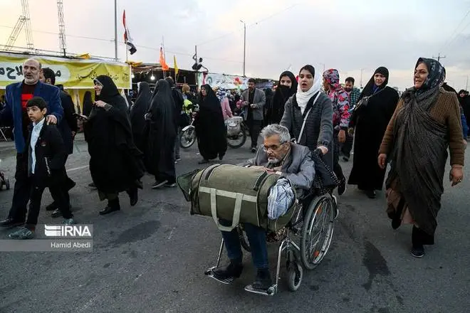 عکس جمکران و گل نرگس