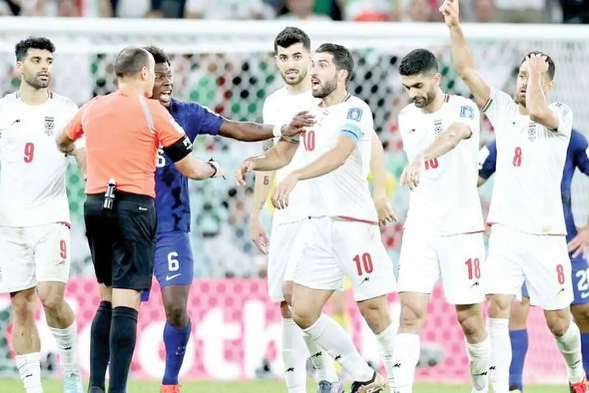 جنجال پاداشها در فدراسیون فوتبال