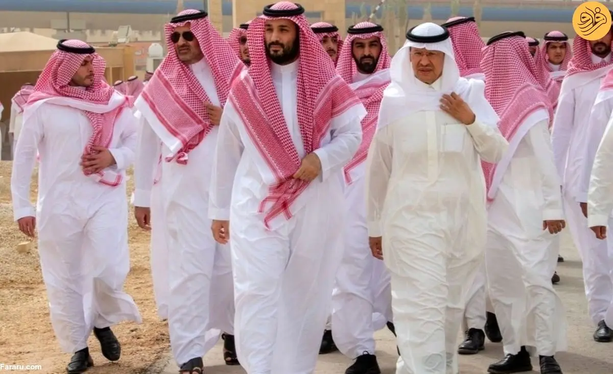 (ویدئو) محمد بن سلمان در تشییع پیکر عمه‌اش