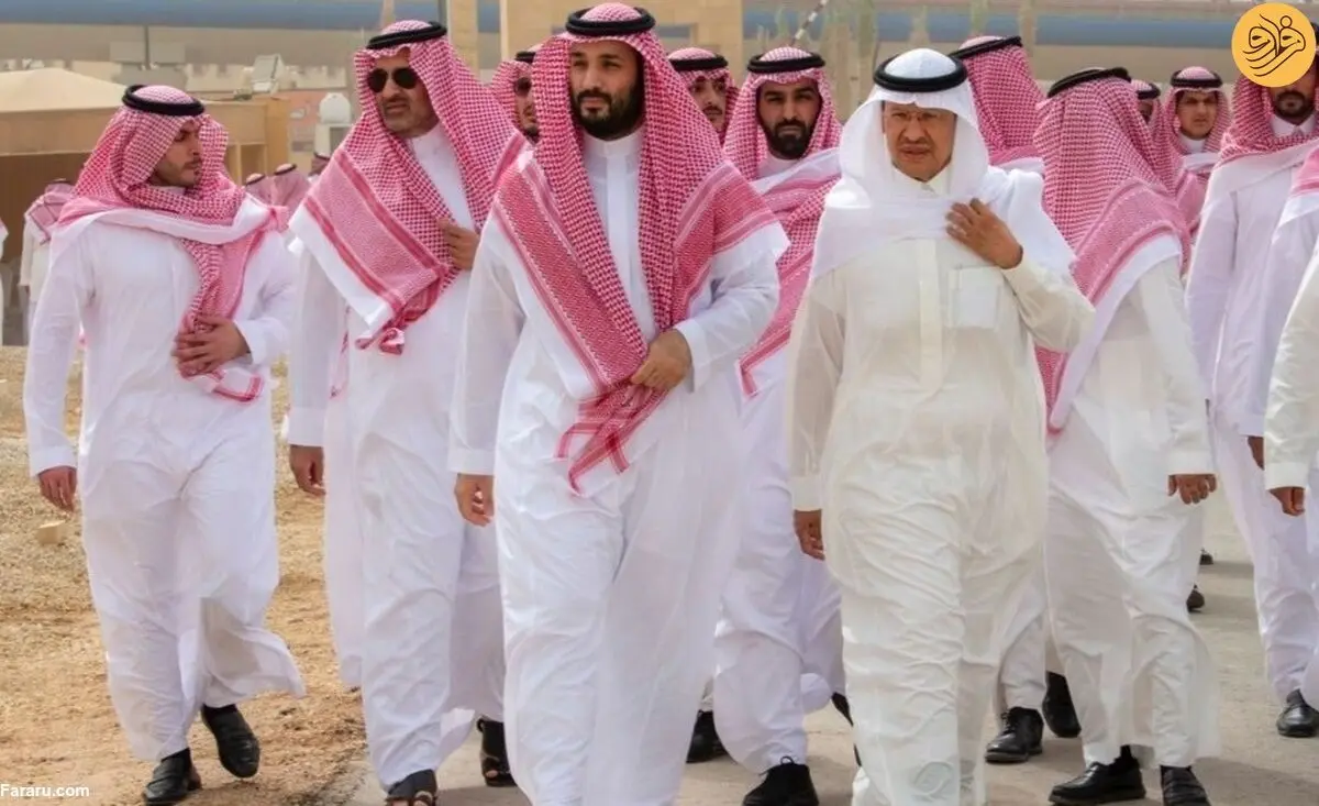 (ویدئو) محمد بن سلمان در تشییع پیکر عمه‌اش