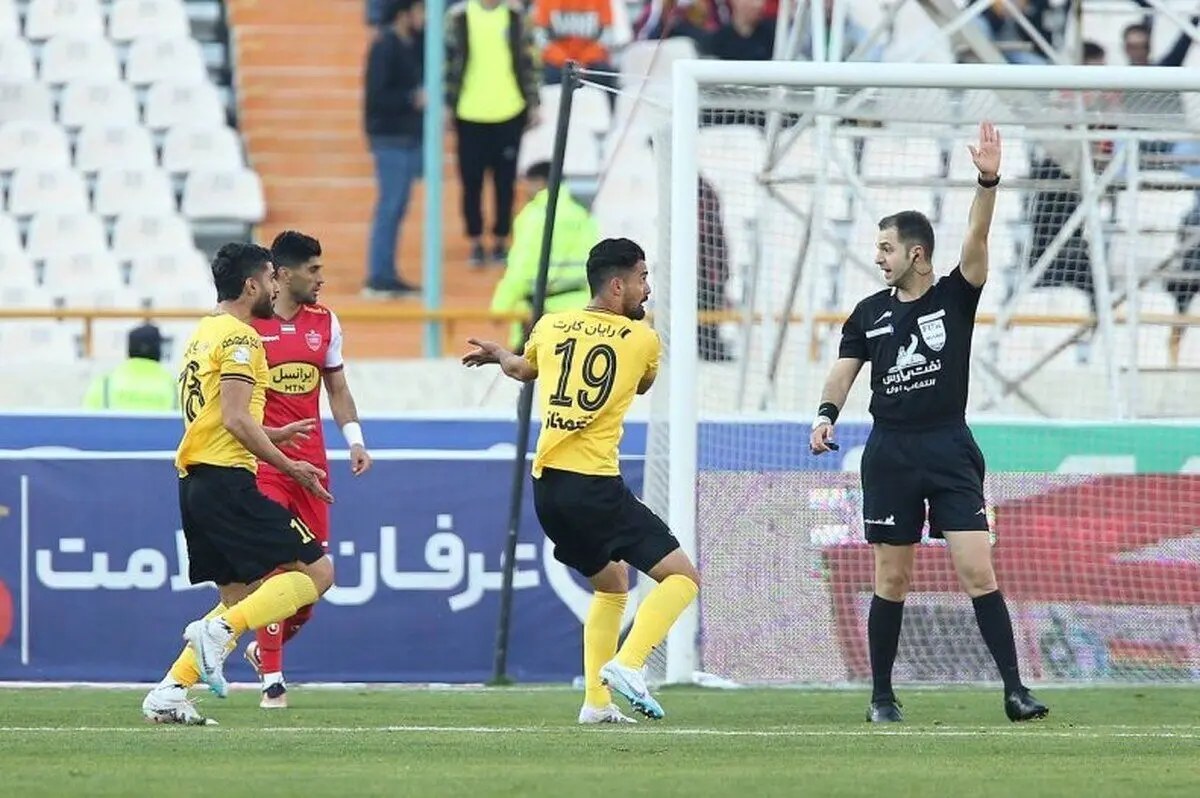 صحبت‌های تند نورافکن علیه هواداران پرسپولیس