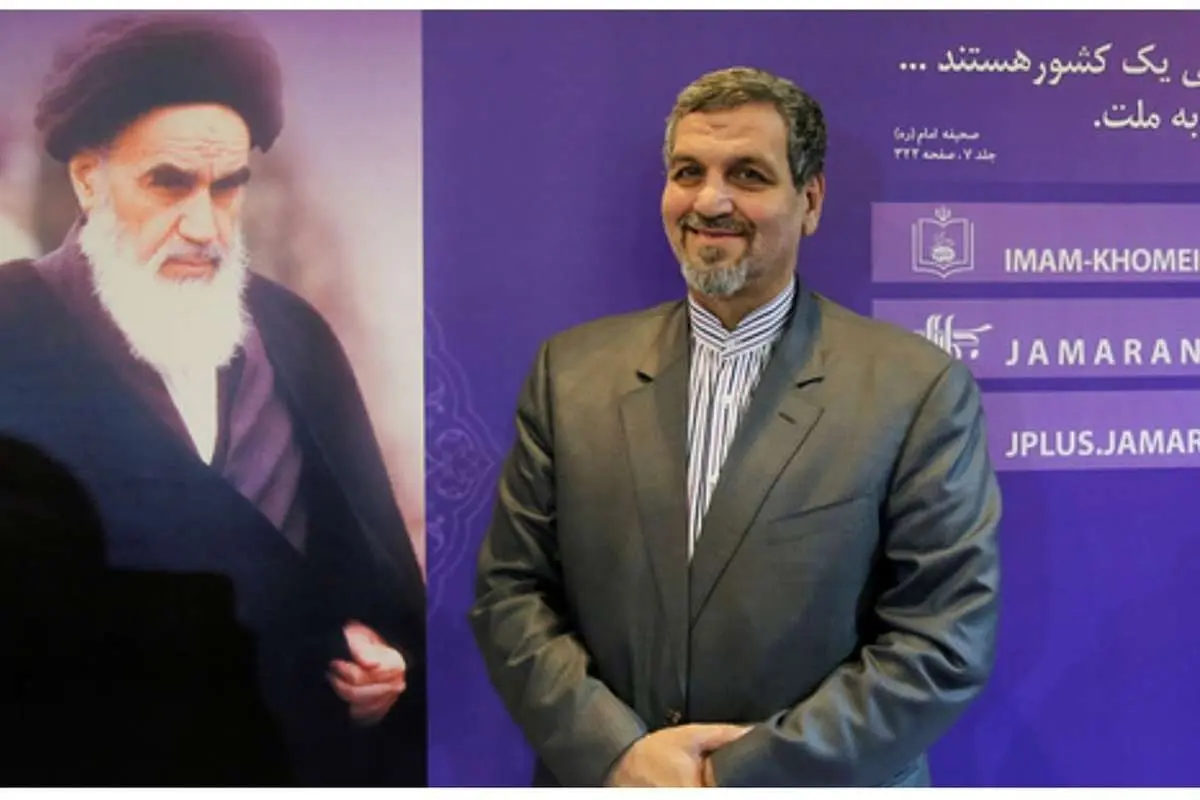 کواکبیان: غفلت از نام امام در سرود سلام فرمانده تبعات زیادی دارد