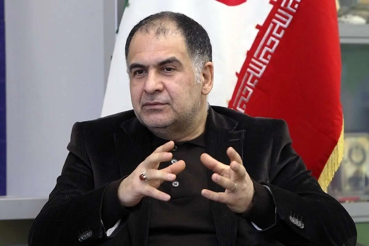 محمد خدادی: افکار عمومی در ایران به رسمیت شناخته نمیشود