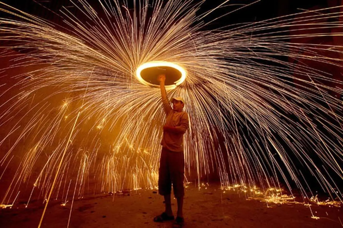 شب ترس و مرگ و انفجار