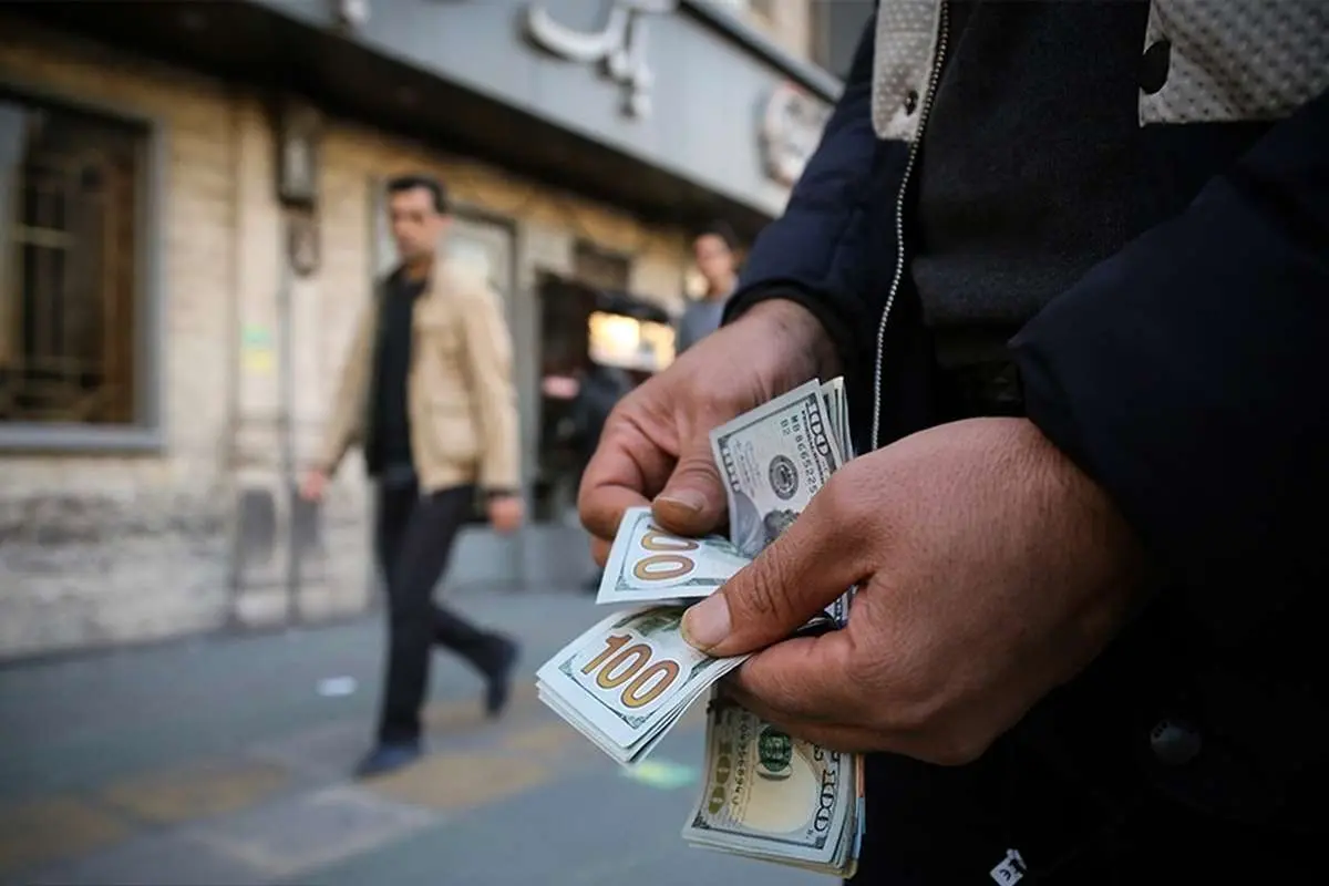 کف نرخ دلار چه عددی است؟