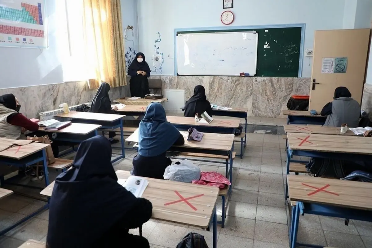 مسمومیت دانش‌آموان دو مدرسه دخترانه همدان