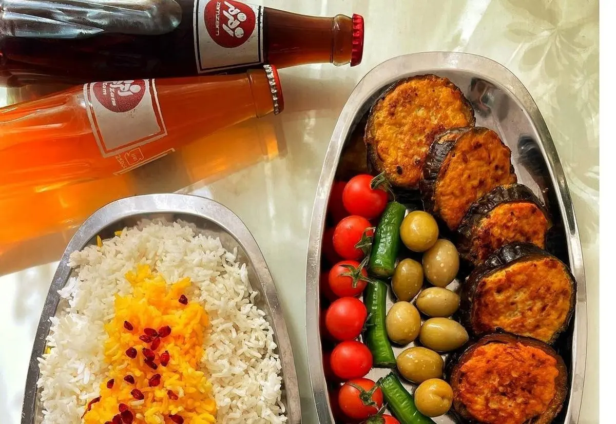 طرز تهیه کباب بادمجان با مرغ چرخ‌شده