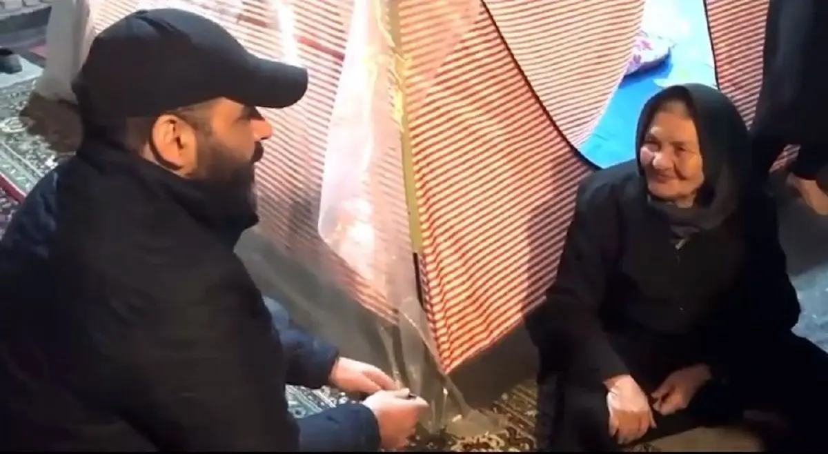 (ویدئو) شوخی‌ جالب پیرزن شیرین‌زبان با احسان علیخانی