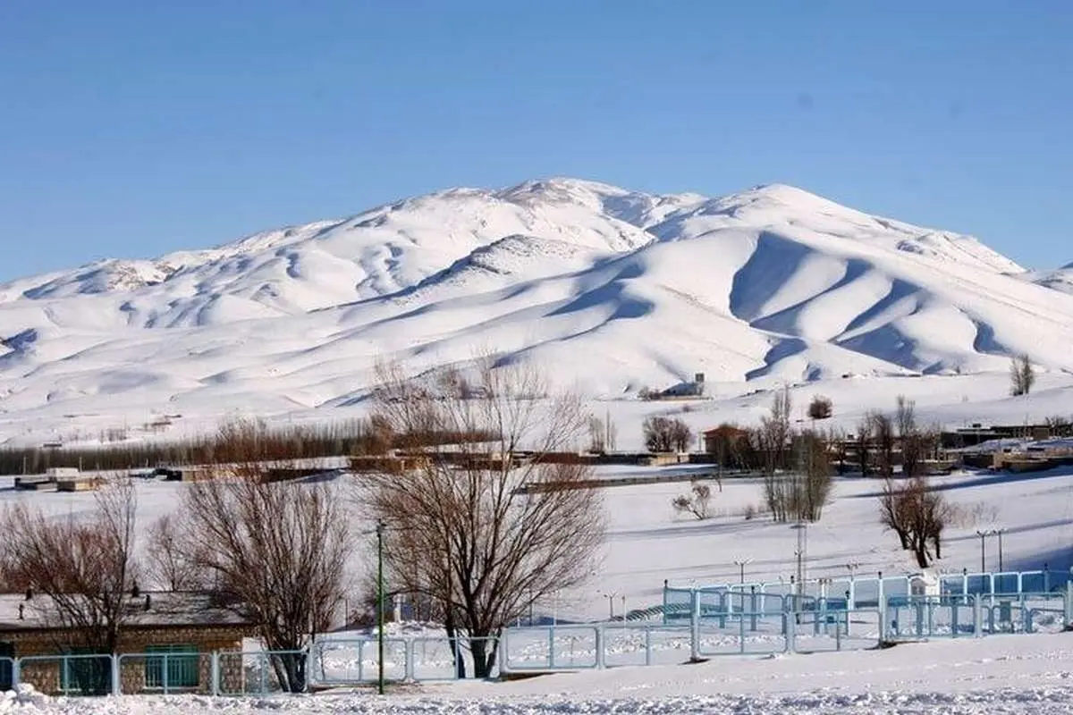 (تصاویر) زیباییهای کوهرنگ در فصل زمستان