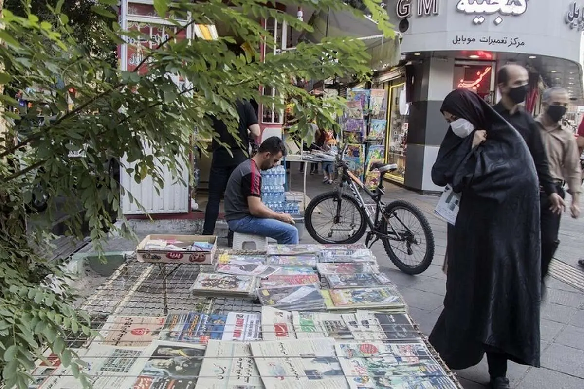 کیهان باز هم خواستار محدود کردن رسانه‌ها شد