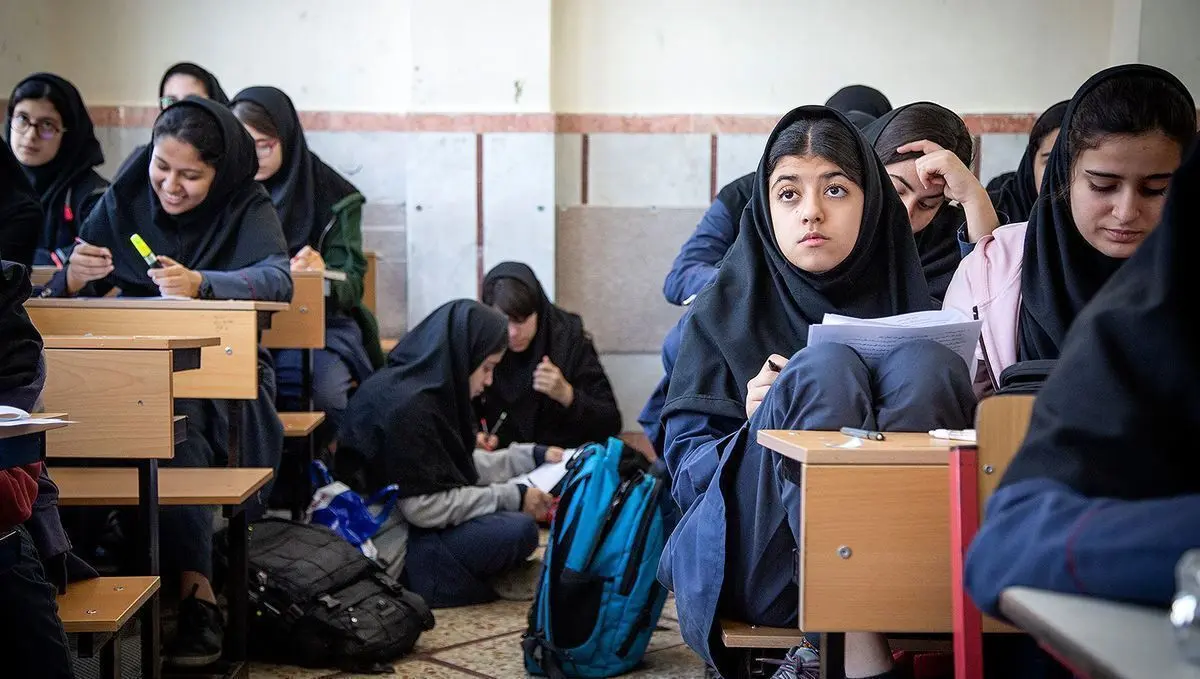کیهان: دانش آموزان مسموم نشدند، حالتی شبیه به مسمومیت بود
