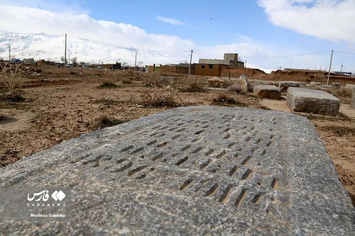 (تصاویر) گورستان ارامنه در روستای معموره