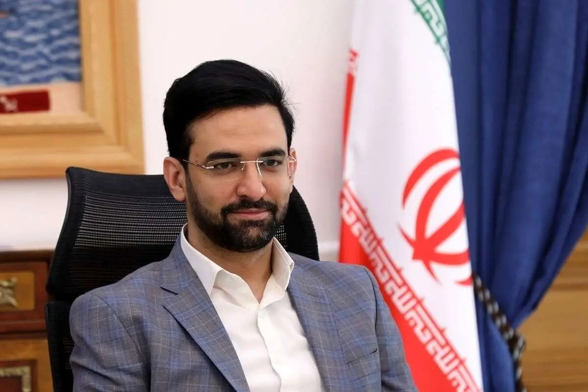 رازگشایی آذری جهرمی از تکنیک بولتنهای مستهجن اینترنت ستیزان
