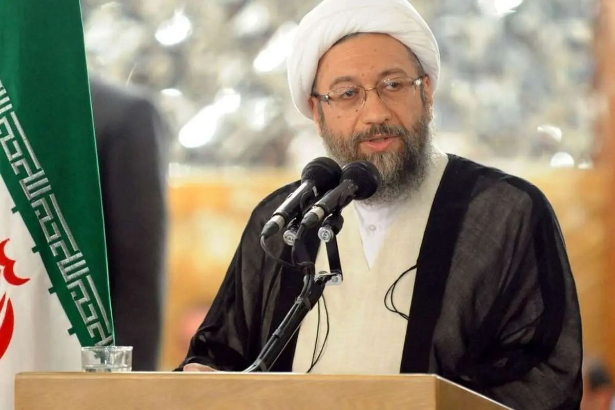 انتقاد آملی لاریجانی از انتقادات نمایندگان