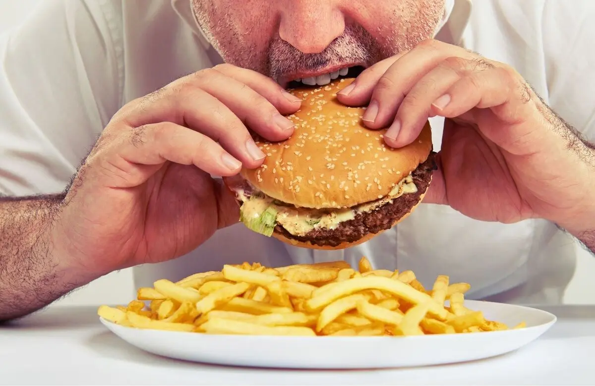 ۵ اشتباه رایج پس از پرخوری