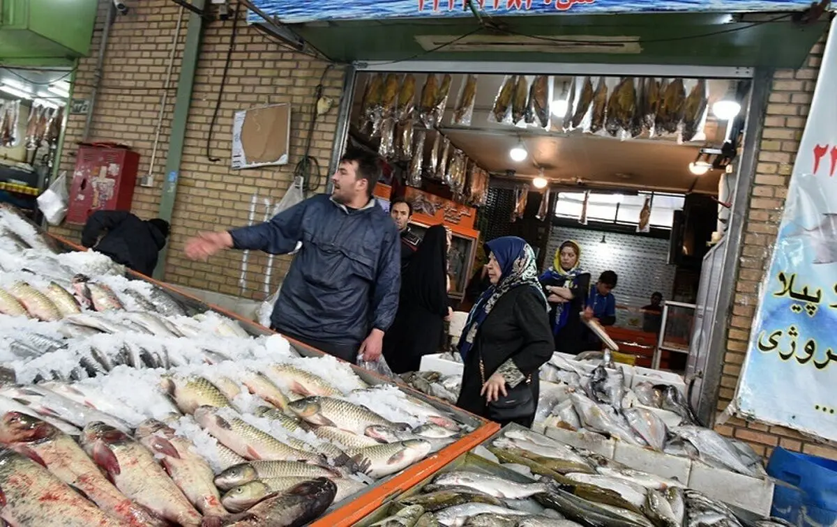 بزرگ‌ترین بازار ماهی‌فروشان تهران؛ از فروش ماهی با گارانتی تا ماهی لوکس