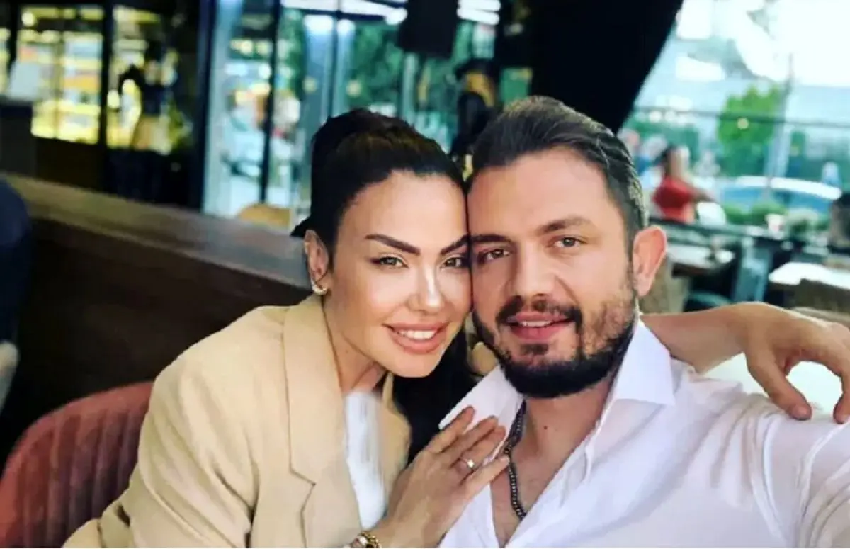 (عکس) خانم خواننده ترک و همسر ایرانی‌اش در ارومیه!