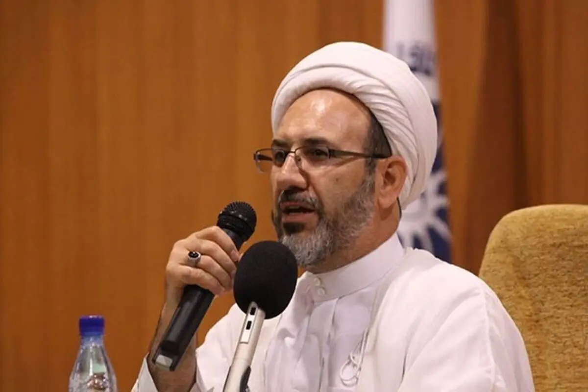 واکنش یک روحانی به اظهارات مشاور رئیسی درباره استقلال مالی زنان