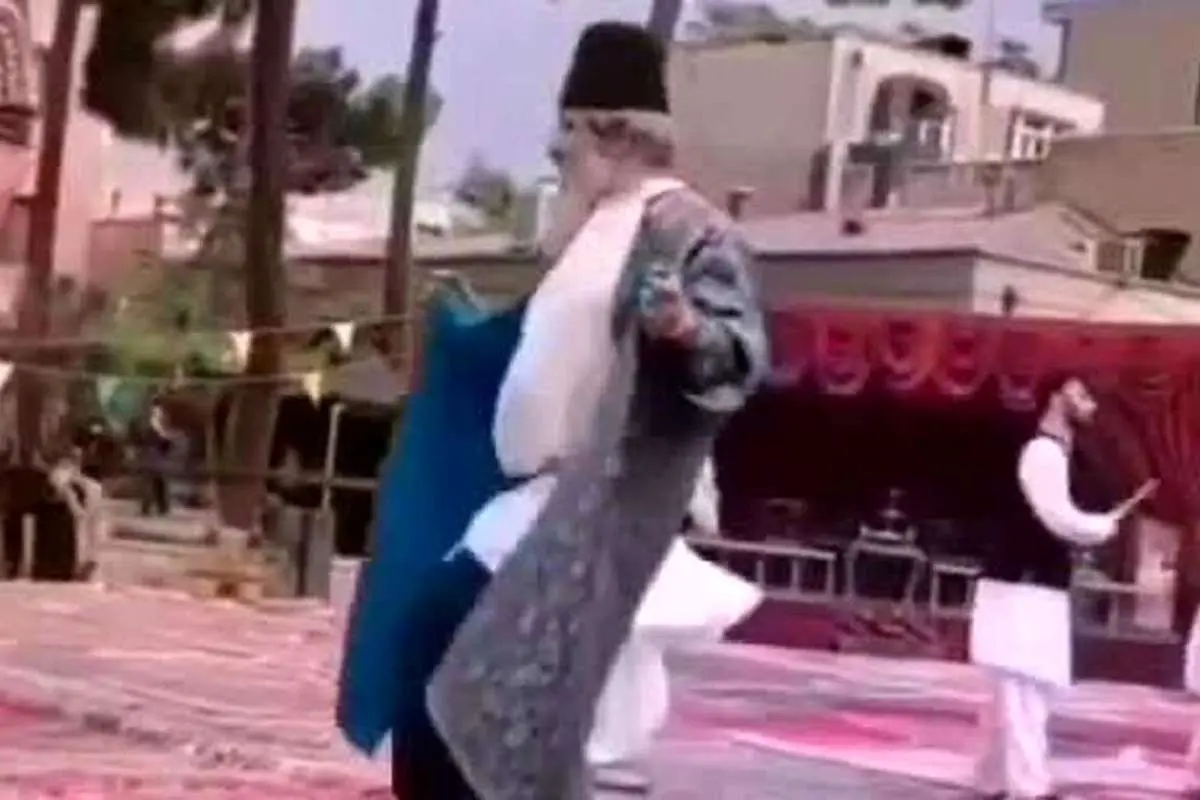 (ویدئو) رقص امیر جعفری در پشت صحنه سریال «جیران»