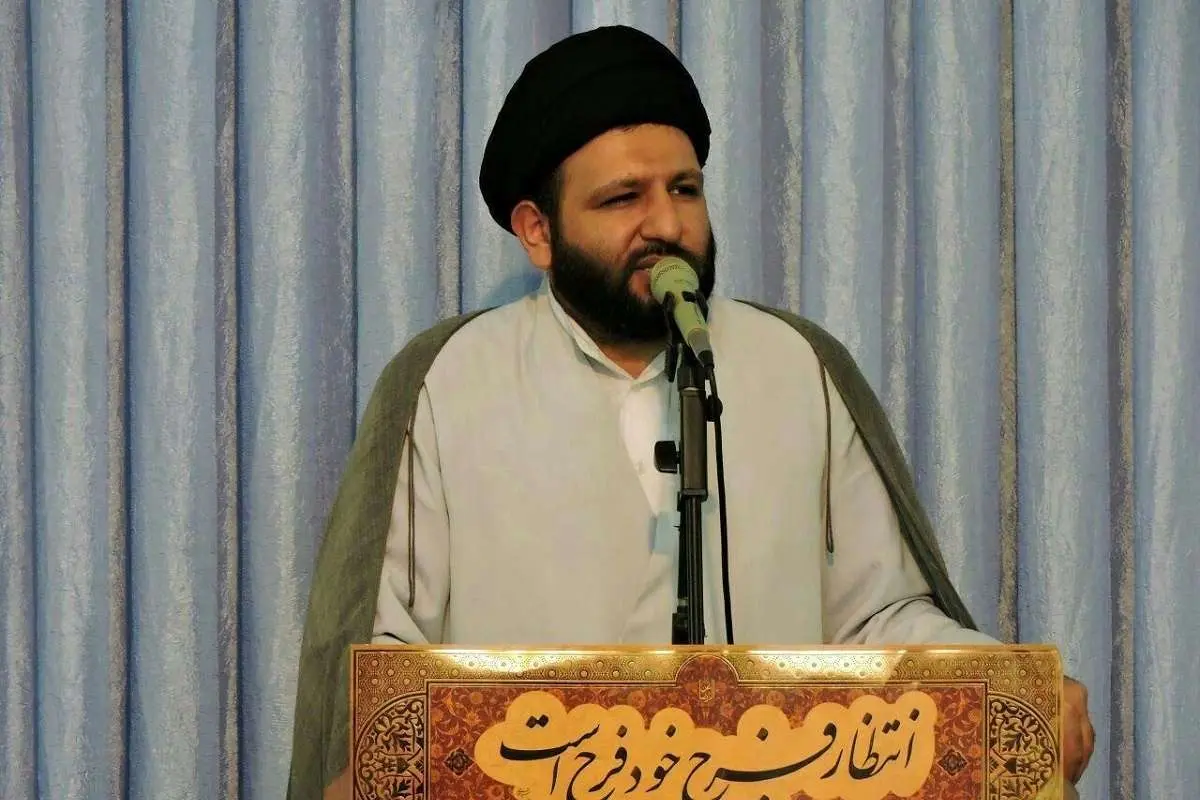 ۱۰ جمله پیشنهادی به امام جمعه لاهیجان که به مرکز مخابره کند: الووو... صدای منو دارین؟!