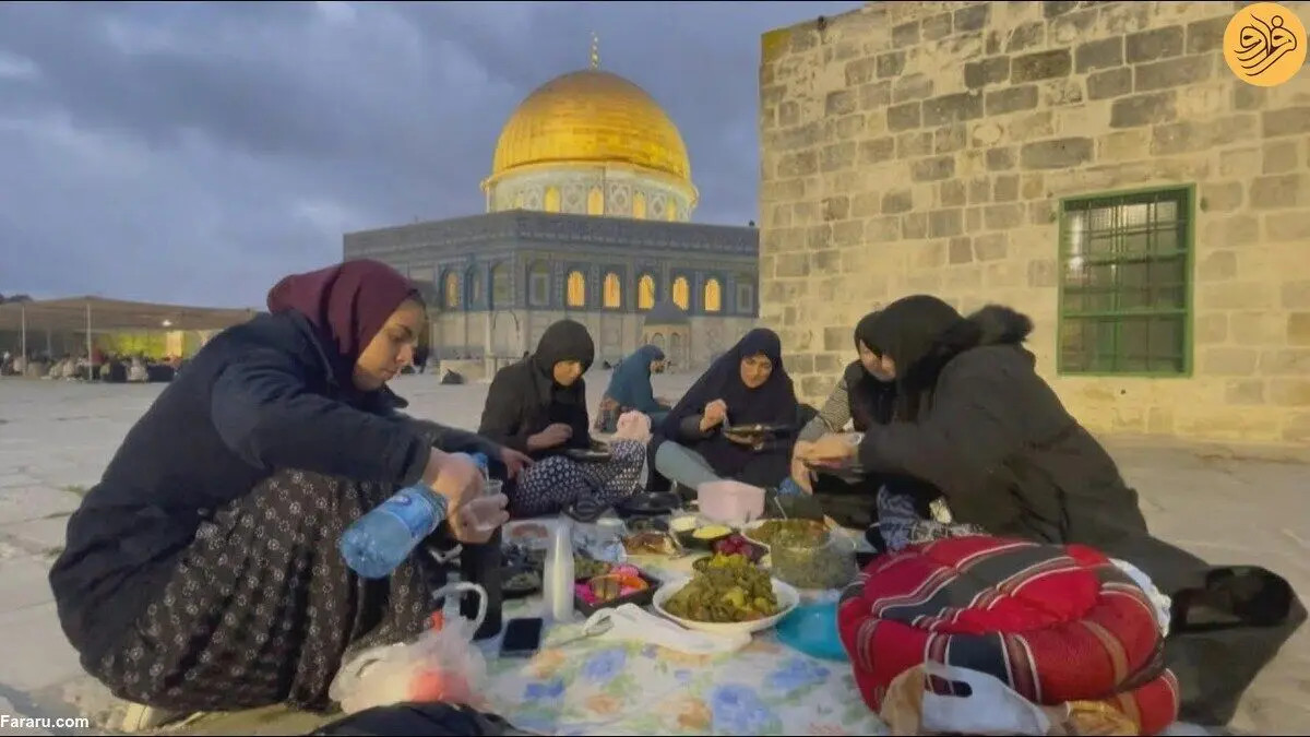 (ویدئو) افطار در مسجد الاقصی