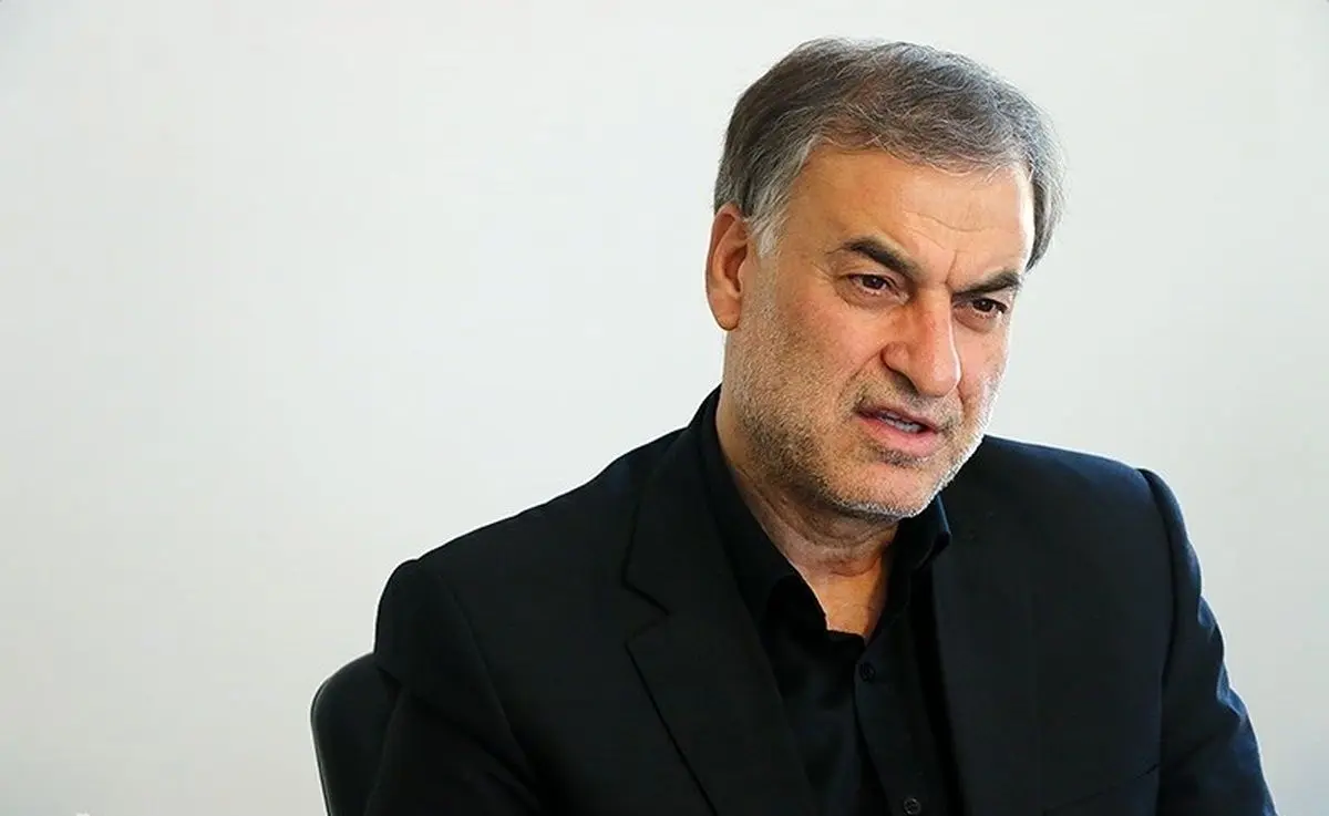 طعنه نماینده مجلس به رییس سازمان برنامه و بودجه: حقوق یکماه معلمان را نمی‌توانید بدهید