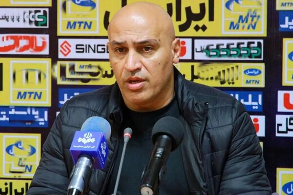 منصوریان: به جز فوتبال و زبان، هیچ چیزی بلد نیستم!